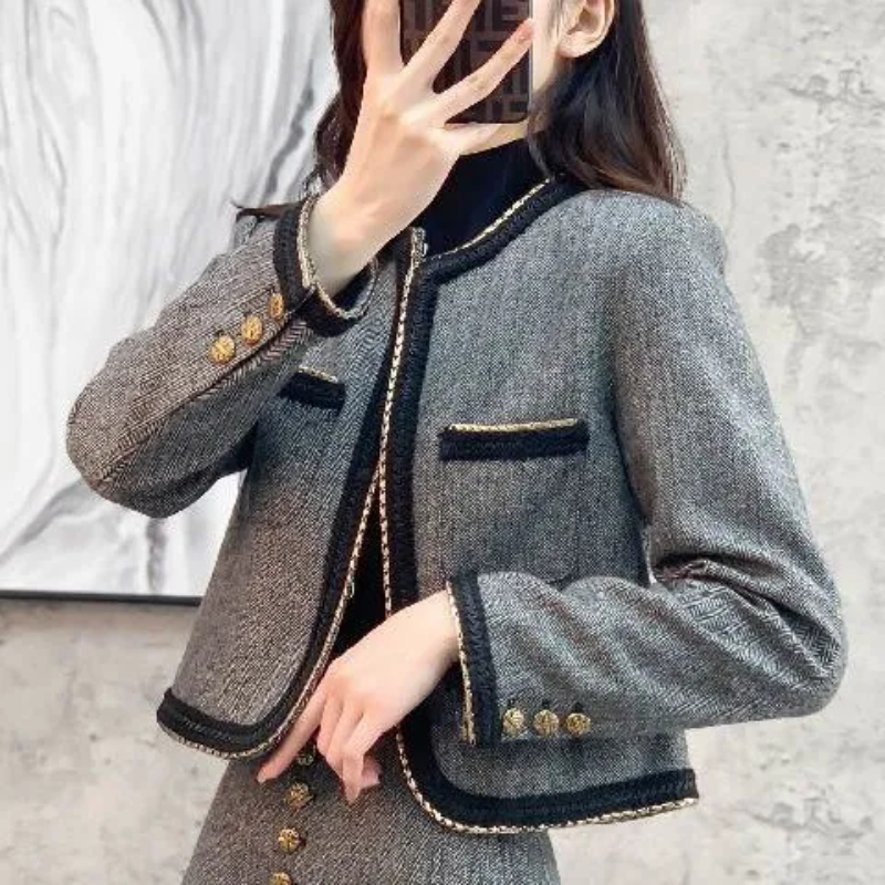 Yeni takım elbise etek kadın g - Winter Clothing Line incelemesi ve fiyatı